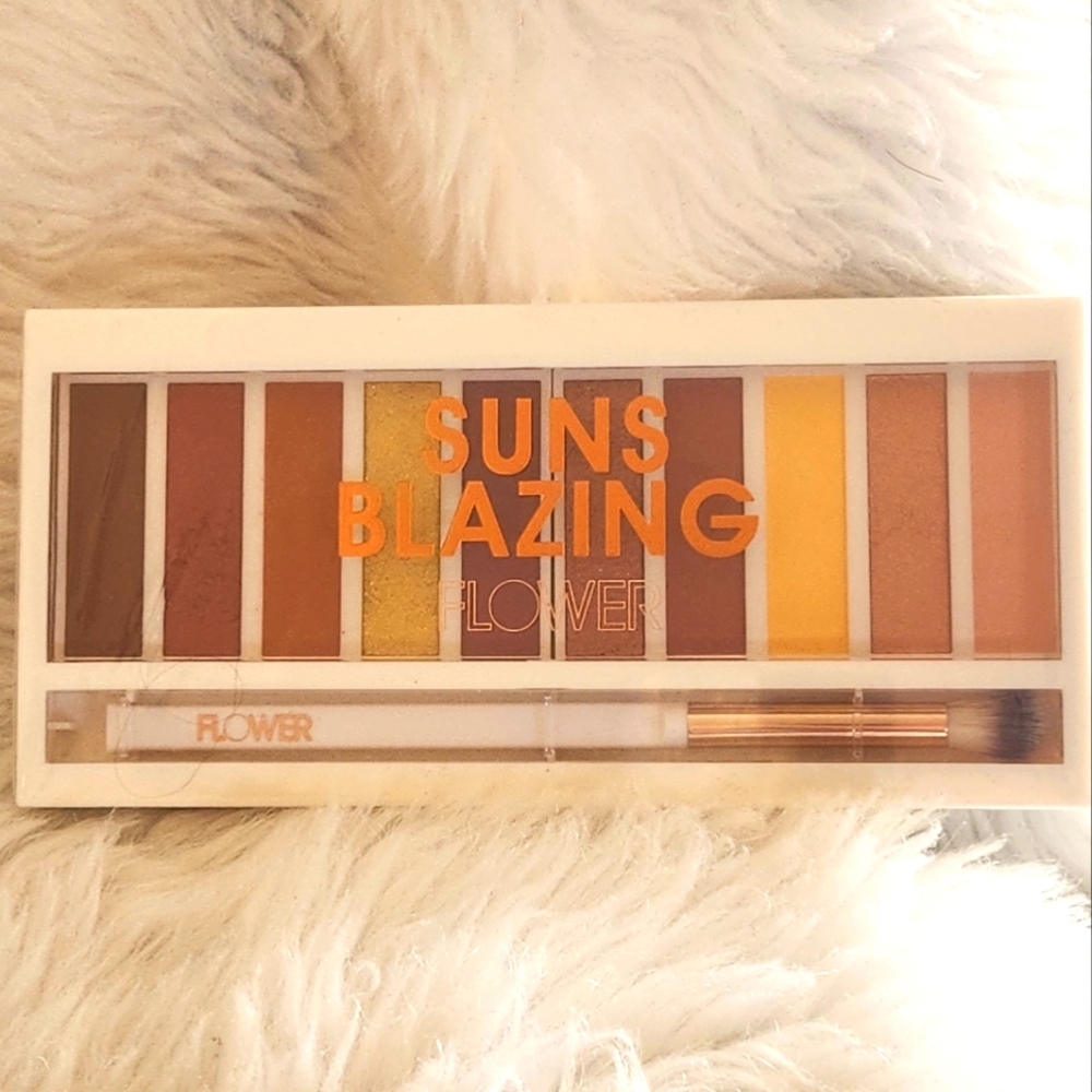 Flower Beauty SUNS BLAZING Eyeshadiw Palette